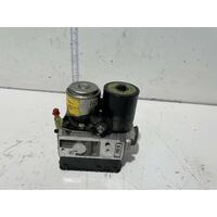 Toyota Camry ABS Pump / Module AHV40 12/2009-11/2011