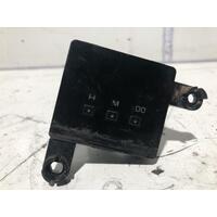 Toyota HILUX Dash Clock 10/88-09/97