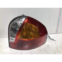 Hyundai Santa Fe Tail Light Right Rear SM 11/2000-09/2004