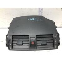 Toyota Corolla Centre A/C Vents ZRE152 03/2007-12/2013