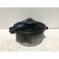 Toyota KLUGER Heater Fan Motor MCU28 01/01-04/07