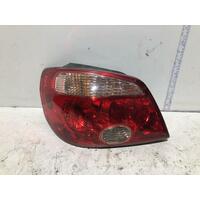 Mitsubishi OUTLANDER Left Taillight ZF 08/04-10/06 XLS