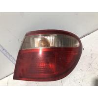 Nissan PULSAR Right Taillight N16 SI Sedan 07/00-07/03