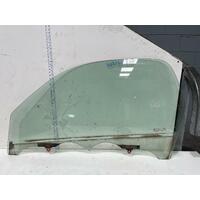 Toyota RAV4 Left Front Door Glass ACA22 07/2000-10/2005