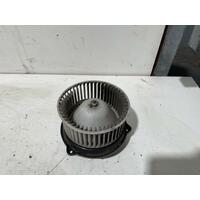 Toyota Hiace Heater Fan Motor RZH103 09/1998-12/2004