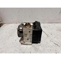 Toyota Prado ABS Pump / Module KDJ120 02/2003-10/2009