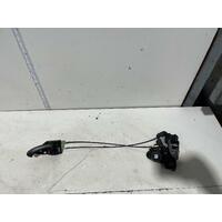 Toyota RAV4 Left Front Door Lock Mechanism ACA33 11/2005-11/2012