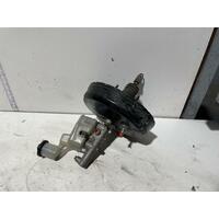 Toyota RAV4 Brake Booster with Master Cylinder ACA23 07/2000-10/2005