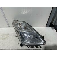 Toyota Prius Right Head Light NHW20 10/2003-11/2005