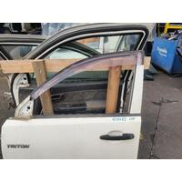 Mitsubishi Triton Left Front Door Glass ML 07/2006-08/2009