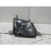 Toyota Spacia Right Head Light SR40 01/1999-12/2001