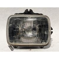 Toyota HILUX Right Headlight 10/88-03/05