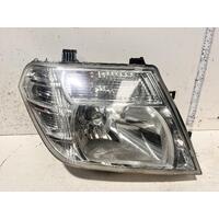 Nissan NAVARA Right Headlight D40 01/10-08/15