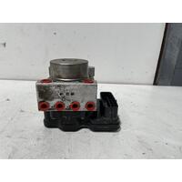 Toyota Hilux ABS Pump / Module TGN121 09/2015-Current