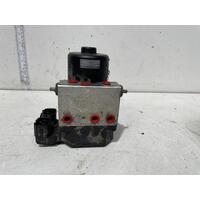 Toyota RAV4 ABS Pump / Module SXA11 07/1994-06/2000