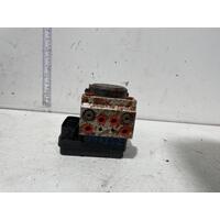 Toyota Prado ABS Pump / Module GRJ120 02/2003-10/2009