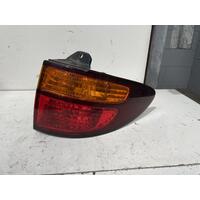 Toyota Estima Right Tail Light MCR30 2000-2003