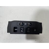 Lexus GS300 Seat Warmer Switch Assembly GRS190 03/2005-12/2011