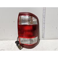 Nissan PATHFINDER Right Taillight R50 02/99-07/05