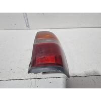 Nissan Pathfinder Right Tail Light WX 11/95-12/98