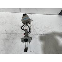 Toyota Prius Master Cylinder with Reservoir NHW20 10/2003-04/2009