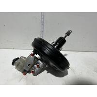 Toyota RAV4 Brake Booster with Master Cylinder ACA33 11/2005-09/2008