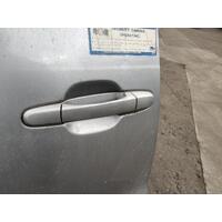 Toyota Tarago Right Rear Outer Door Handle ACR30 06/2000-02/2006