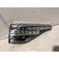 Toyota Estima Left Tailgate Light GSR50 2005-2015