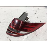 Toyota Tarago Right Tail Light ACR50 03/2006-12/2008