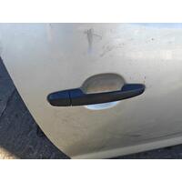 Toyota Hilux Right Rear Outer Door Handle TGN16 03/2005-08/2015