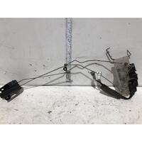 Toyota Camry Right Front Door Lock Mechanism SDV10 02/1993-06/1995