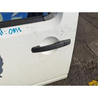 Nissan Navara Left Front Outer Door Handle D40 03/2008-08/2015