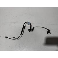 Toyota Avensis Right Front ABS Sensor ACM21 12/2001-12/2010