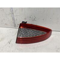 Ford Mondeo Right Tail Light MA 10/2007-07/2009