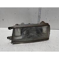 Toyota Cressida Left Head Light MX83 11/1990-10/1992