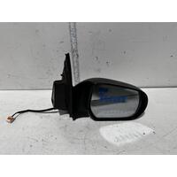 Mazda Tribute Right Door Mirror YU 02/2001-06/2006