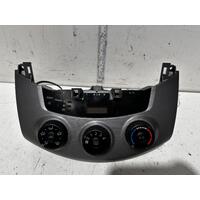 Toyota RAV4 Heater Controls ACA33 11/2005-09/2008