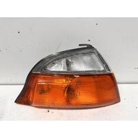 Toyota HIACE Corner Light Right Front RCH12 SBV 10/95-02/04