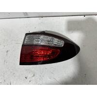 Toyota Estima Right Tail Light MCR30 2000-2003