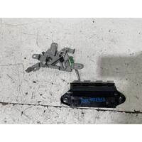 Toyota Hilux Inner Door Handle GUN127 09/2015-