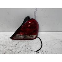 Nissan Pulsar Right Tail Light N16 08/2003-12/2005