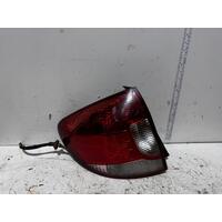 KIA RIO Left Tail Light BC 09/2002-07/2005