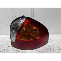 Hyundai Santa Fe Right Tail Light SM 11/2000-09/2004