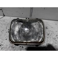 Toyota Hiace Right Head Light RZH103 10/1998-12/2004