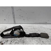 Toyota Avalon Centre Rear Seat Belt MCX10 07/2000-06/2005