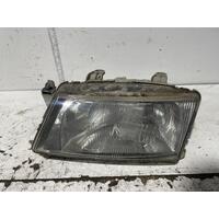 Saab 900 Left Headlight YS3 02/1994-06/1998