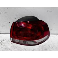 Volkswagen Golf Right Tail Light A6 10/2008-03/2013