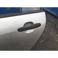 Toyota Corolla Left Rear Outer Door Handle ZZE122 12/2001-06/2007