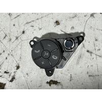 Mercedes R Class Right Steering Wheel Controls R 300 11/2010-01/2014