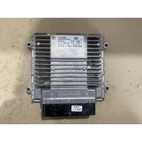 Hyundai I45 Engine ECU 2.4L Petrol G4KJ Automatic YF 02/10-04/14